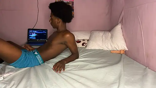 SpicyLolaX NightDrip online show from 09.09.25