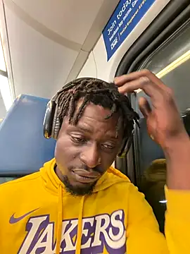 Snapshot of Vikehim chatting on 11.09.25 Vikehim online show from 11.09.25