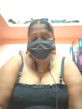 Snapshot of bakyasree143 chatting on 09.21.25 bakyasree143 online show from 09.21.25