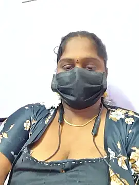 Snapshot of bakyasree143 chatting on 11.01.25 bakyasree143 online show from 11.01.25