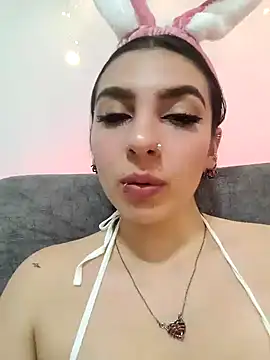 Snapshot of Venus_24 chatting on 09.17.25 Venus 24 online show from 09.17.25