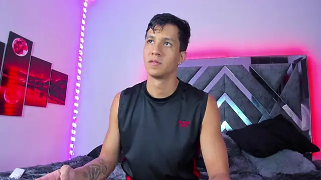 Robertmiller21 online show from 09.24.25