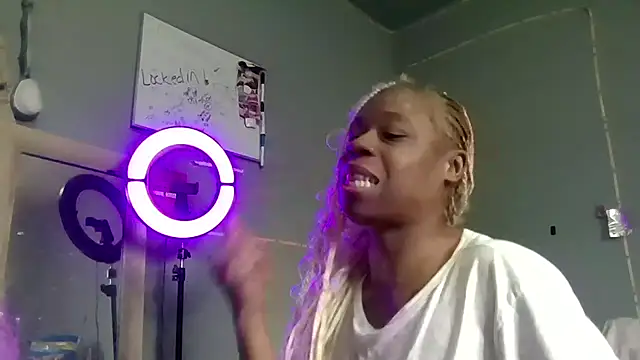 Snapshot of Tishrella6 chatting on 02.26.26 Tishrella6 online show from 02.26.26