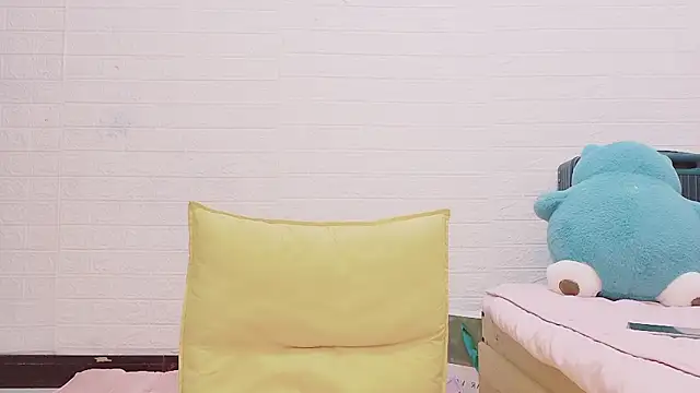 marina-cutegirll online show from 10.20.25