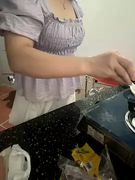 kem 2000 online show from 10.04.25