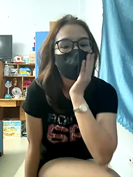Zyzy009 online show from 09.18.25
