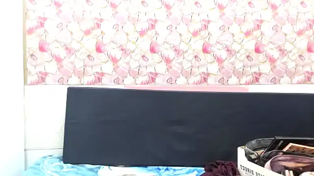 Snapshot of indianmystica694u chatting on 09.10.25 indianmystica694u online show from 09.10.25