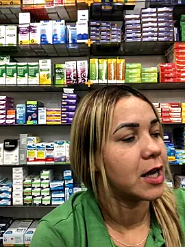 Snapshot of imoly99 chatting on 10.17.25 imoly99 online show from 10.17.25