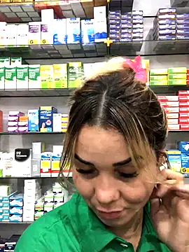 Snapshot of imoly99 chatting on 10.27.25 imoly99 online show from 10.27.25