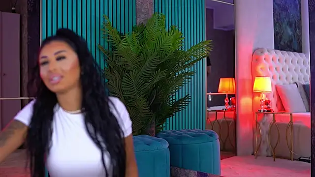 ArabellaPosh online show from 09.25.25