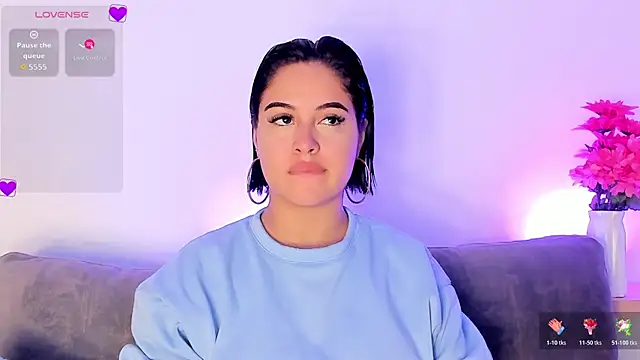 Snapshot of AnaLevii chatting on 01.12.26 AnaLevii online show from 01.12.26