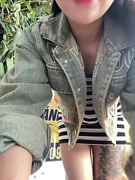 Clara8899 online show from 10.15.25