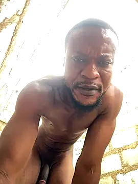 Makemecum634941 online show from 10.04.25