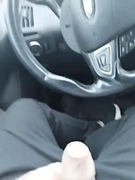 Snapshot of JonMario224 chatting on 04.11.26 JonMario224 online show from 04.11.26