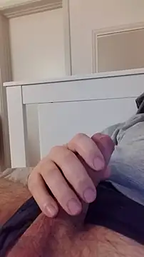 NewJoiner online show from 12.04.25