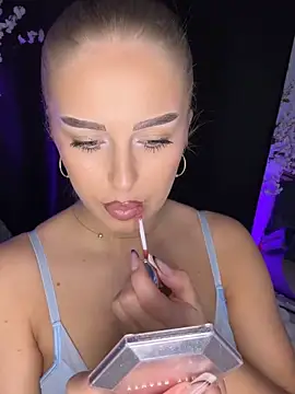 AubrieleRouj1 online show from 03.03.26