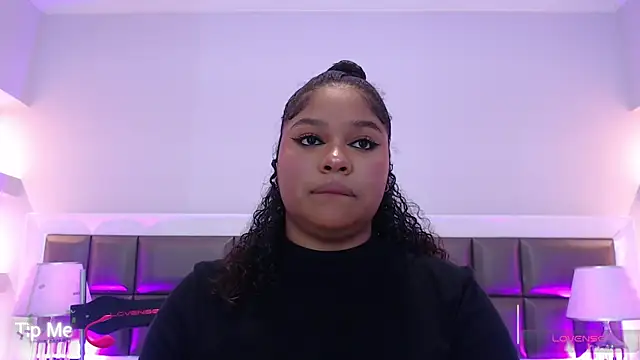 LennaEvans online show from 10.25.25