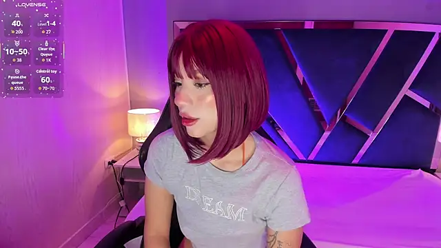 ZharaLux online show from 10.21.25