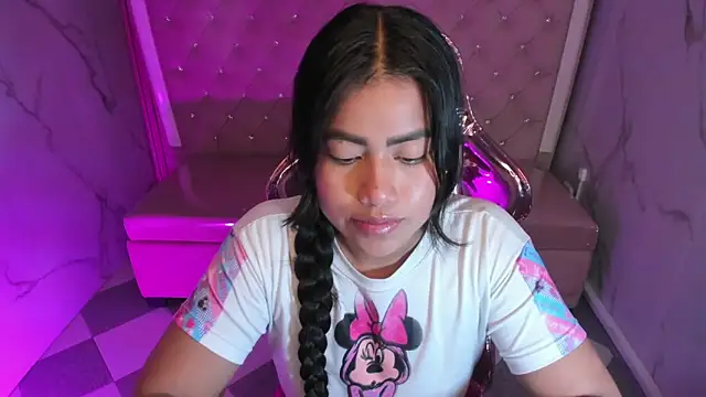 Victoria b  online show from 10.02.25