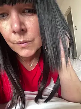 Mayra milk online show from 09.10.25