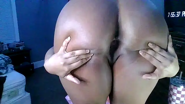 ebonymama23 online show from 10.24.25