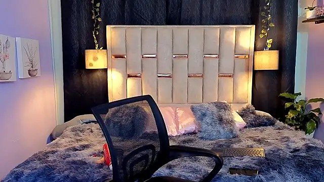 melody-rouss online show from 09.20.25