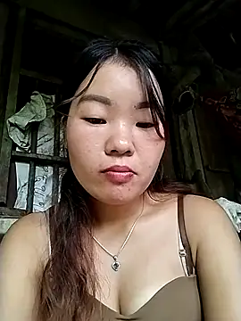 lylylove online show from 09.09.25