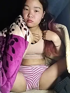 lylylove online show from 02.07.26