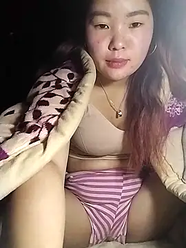 lylylove online show from 02.11.26