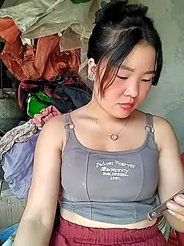 lylylove online show from 06.25.26