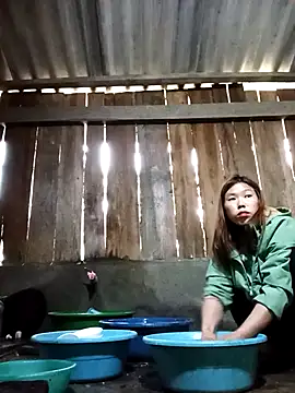 Ngocmi909 online show from 12.17.25