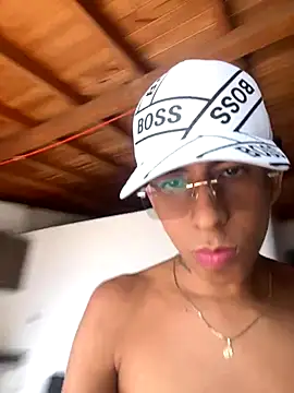 Snapshot of carvaloo chatting on 11.01.25 carvaloo online show from 11.01.25