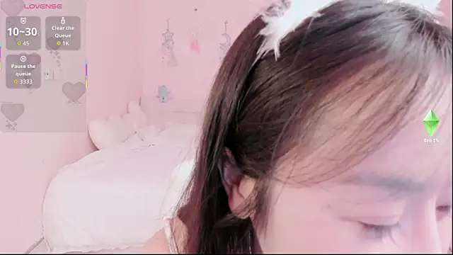 strawberry-ni online show from 09.30.25