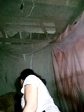 Snapshot of Sa2mh20 chatting on 10.13.25 Sa2mh20 online show from 10.13.25