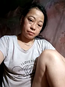 Snapshot of Sa2mh20 chatting on 10.29.25 Sa2mh20 online show from 10.29.25