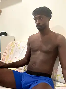 JuicyBlackD83 online show from 11.10.25