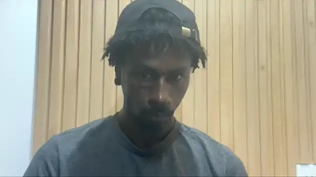 JuicyBlackD83 online show from 01.17.26