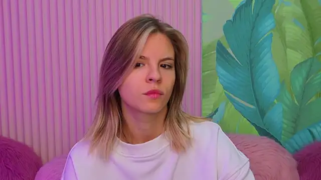 KiaraRolls online show from 10.05.25