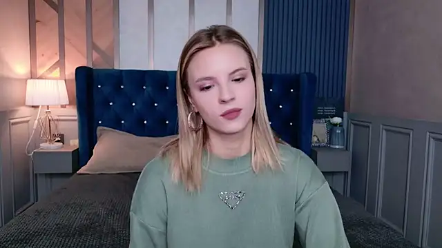 KiaraRolls online show from 11.11.25