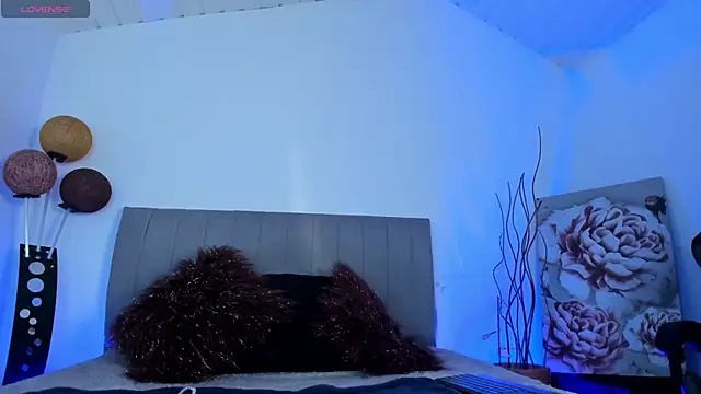 SoffiRousee online show from 09.25.25