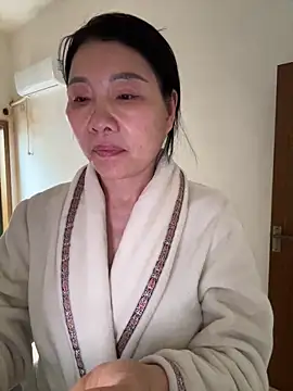 xiiuuff18 online show from 03.31.26