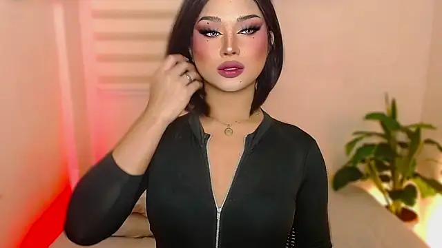 MissRumi Hunter online show from 10.21.25