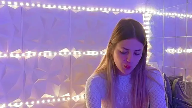 Aishha  online show from 12.16.25