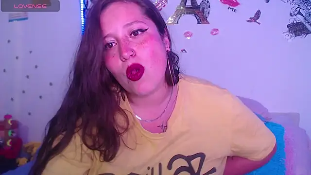 Snapshot of nahomy_jonhs chatting on 10.04.25 nahomy jonhs online show from 10.04.25