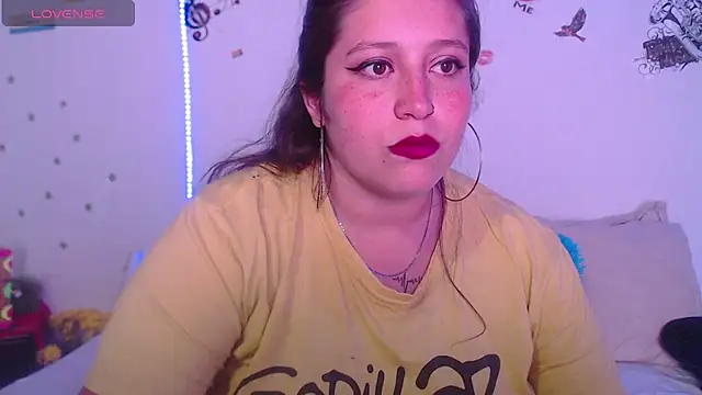 Snapshot of nahomy_jonhs chatting on 10.08.25 nahomy jonhs online show from 10.08.25