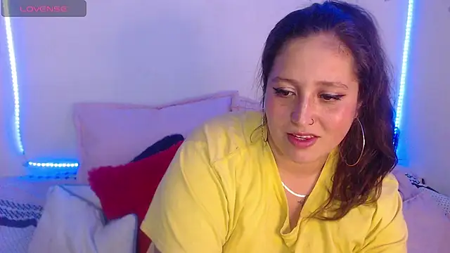 Snapshot of nahomy_jonhs chatting on 10.13.25 nahomy jonhs online show from 10.13.25