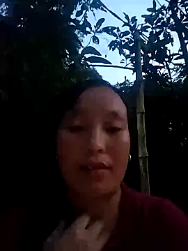 miss-su online show from 10.12.25