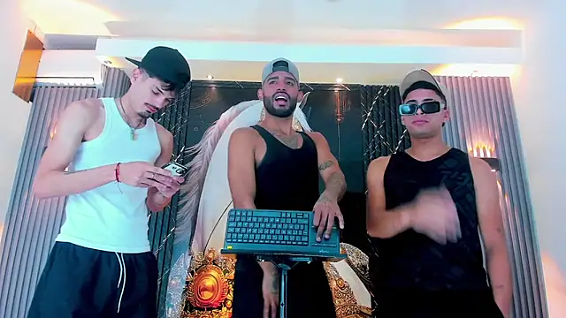 Extreme boys2 online show from 10.17.25