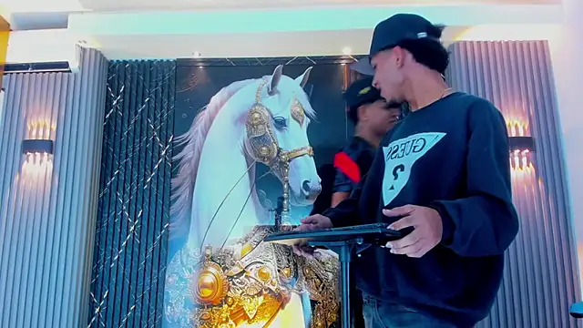 Extreme boys2 online show from 11.07.25