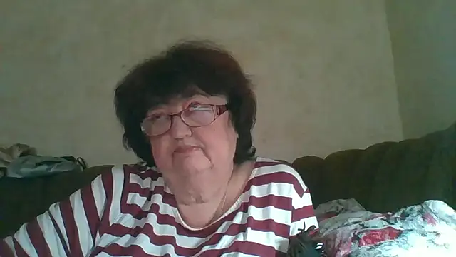 MilaSky5303 online show from 10.19.25